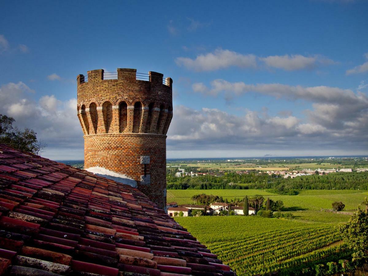 Castello Di Buttrio Hotel Exterior photo